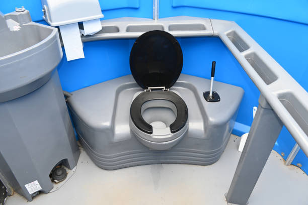 Best Porta potty cleaning services  in Knik Fairview, AK